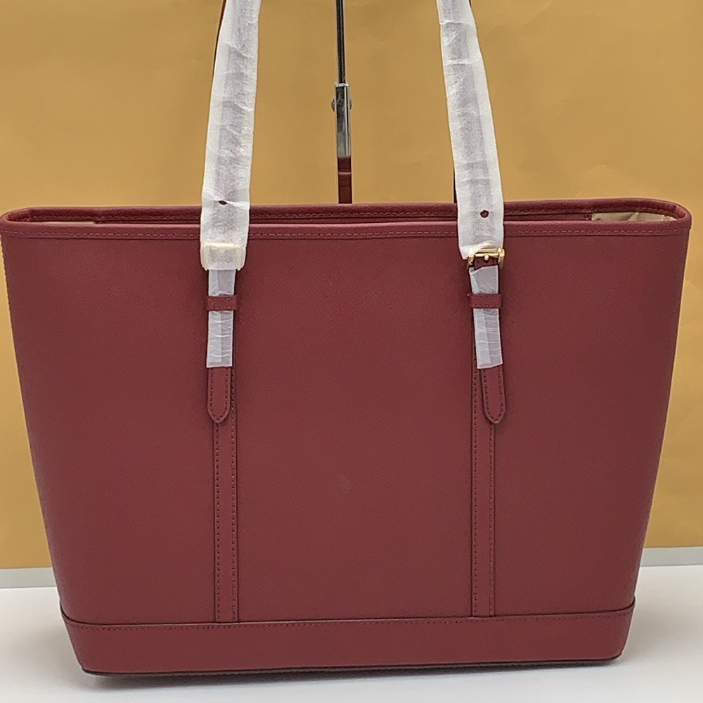 MICHAEL KORS
Jet Set Travel Large Saffiano Leather Tote Shoulder
DARK CHERRY
NWT - Picture 6 of 15